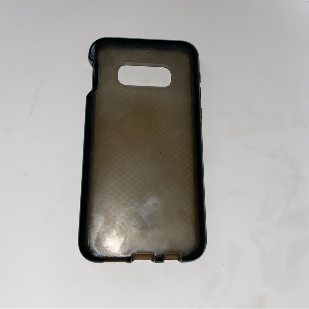 Tech Teck 21 Samsung Galaxy S10E phone case tech21